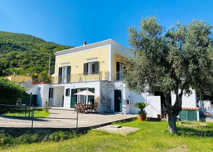 Nolelu * Barano d'Ischia