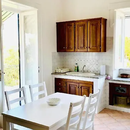 Nolelu * Barano dʼIschia