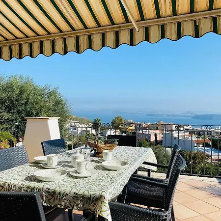 Nolelu * Barano dʼIschia